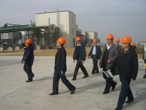 國(guó)家農(nóng)業(yè)部、財(cái)政部以及甘肅省農(nóng)業(yè)廳、財(cái)政廳等領(lǐng)導(dǎo)到公司考察調(diào)研