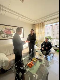 春節(jié)前夕酒泉市國資委領(lǐng)導(dǎo)看望慰問敦煌種業(yè)老干部老黨員、困難職工